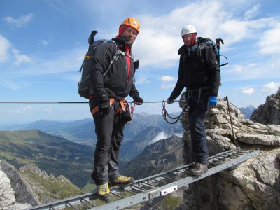 Harry und ich auf der Leiterbrücke im Mindelheimer Klettersteig